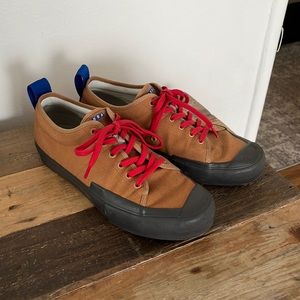 Obra low top shoes size 11